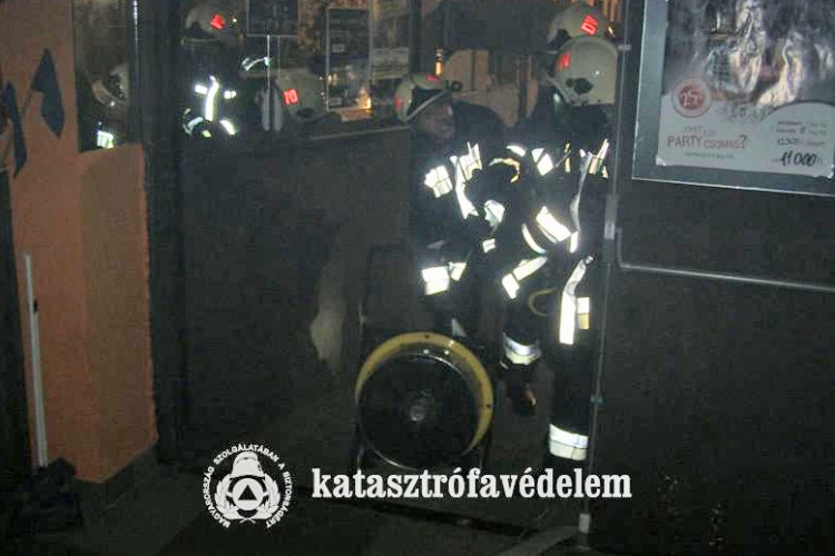 A dombóvári hivatásos tűzoltók parancsnoki ellenőrző gyakorlata