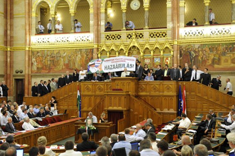 OGY - Kizárta a parlament a Jobbik-frakció tagjait a pénteki szavazásokból