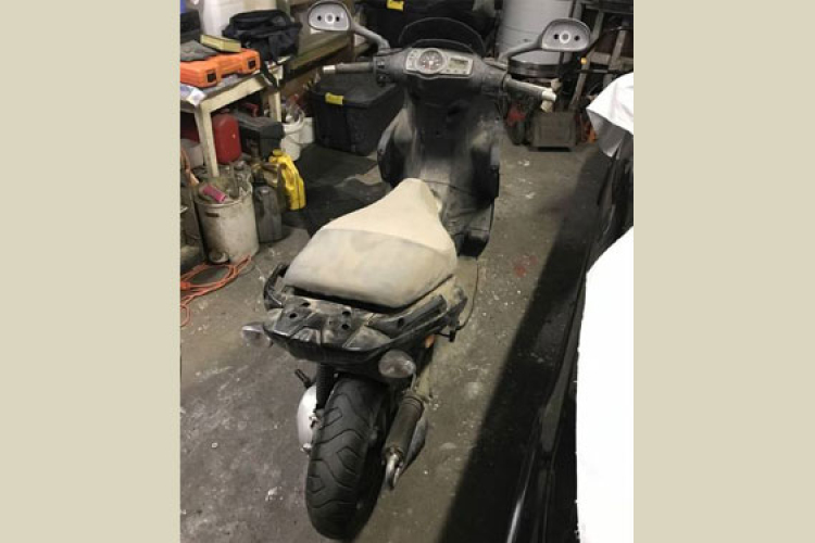 Azt hitte a haragosáé, ezért elvitte a motort