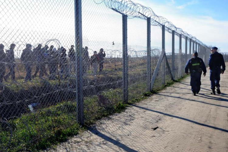 Több mint ötszáz határsértő ellen intézkedtek a rendőrök a hétvégén