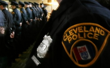 Átképzik a clevelandi rendőrséget az előítéletesség és az erőszak csökkentése érdekében