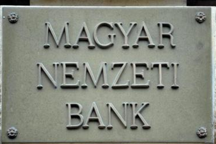 Kamatdöntés - Londoni elemzők: belső és külső kockázatok a további enyhítés útjában