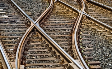 Változik a vasúti közlekedési rend a pünkösdi hosszú hétvégén 