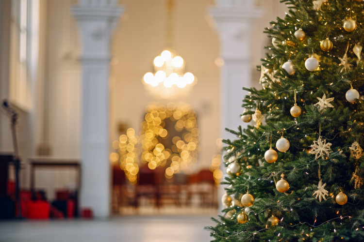 Karácsonyi szentmisék és istentiszteletek Dombóváron