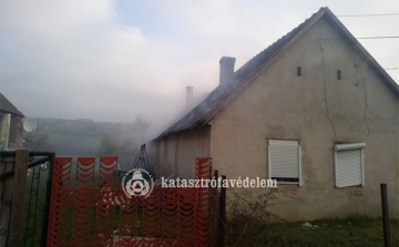 Egy lakószobára is átterjedt a kéménytűz Kocsolán