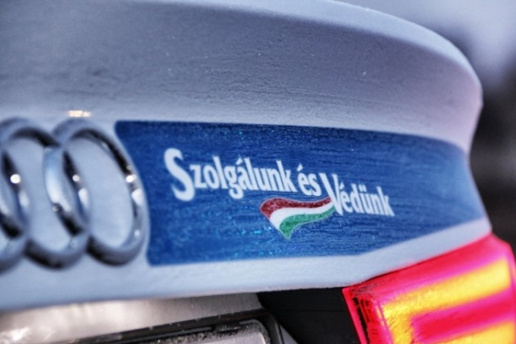 Életet mentettek a kaposvári rendőrök