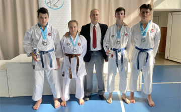 2 arany-, 4 ezüst- és 1 bronzérmet szerzett a Dombóvári Karate Suli