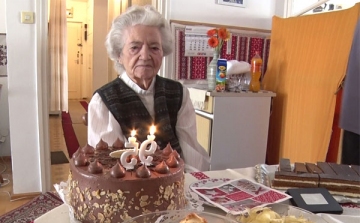 95 éves lett Rózsika néni 