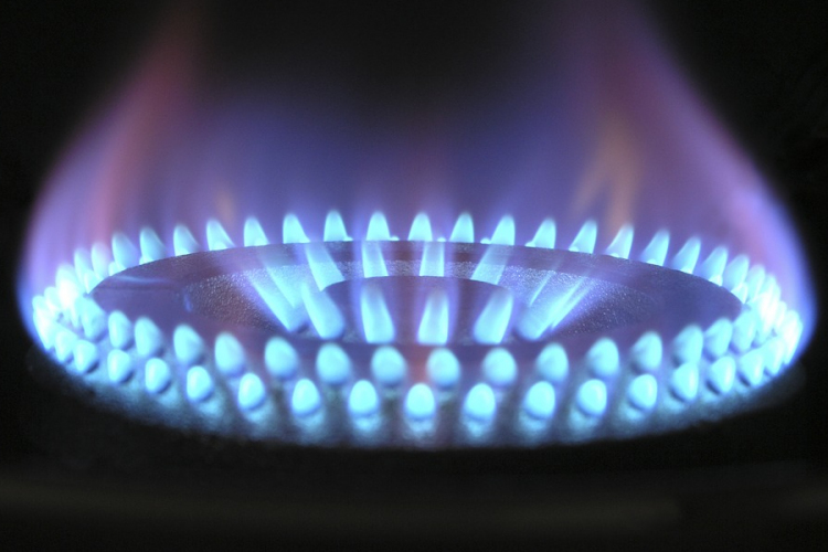 A csúcsról már kétharmaddal visszaesett a földgáz európai szabadpiaci ára