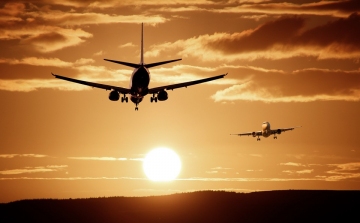 Több mint 80 százalékkal maradt el júliusban a tavalyitól a ferihegyi repülőtér utasforgalma