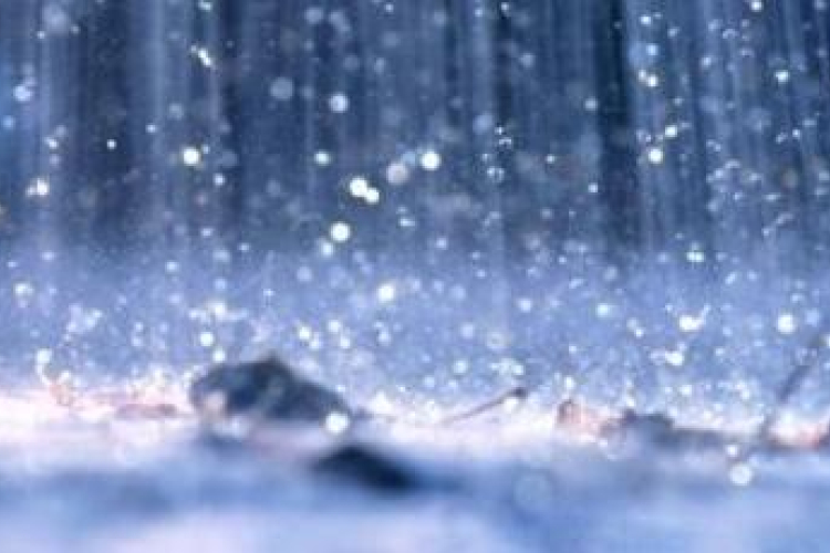 Másodfokú riasztást adtak a heves zivatarok miatt két megye több térségére