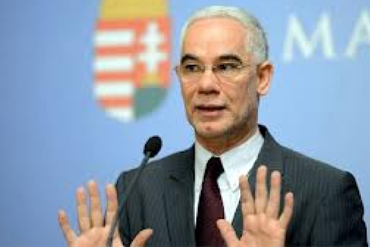 Pedagógusbérek - Balog: átlagosan 34 százalékkal emelkedik a pedagógusok fizetése szeptembertől