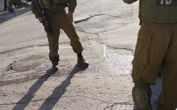 Izraeli katonák lelőttek négy felfegyverzett palesztin a gázai határnál