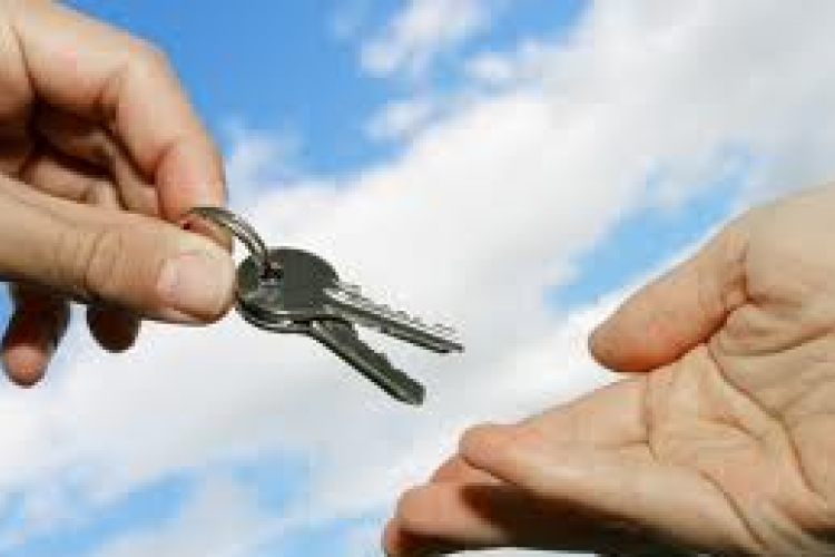 Ingyen kaphatnak állami ingatlanokat az önkormányzatok