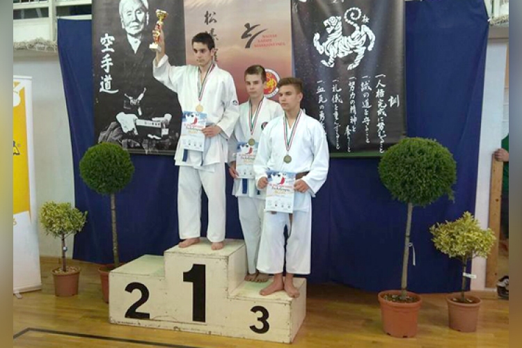Karate sikerek a Diákolimpián