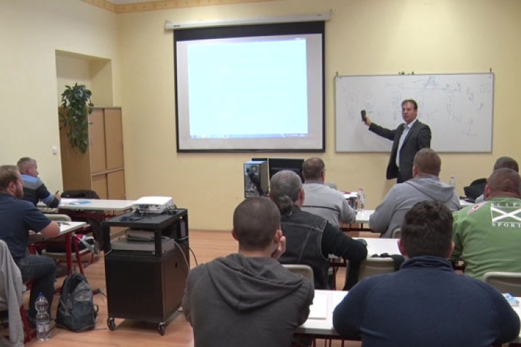 Kocsivizsgáló-képzés indult az Apáczai Csere János Szakgimnáziumban