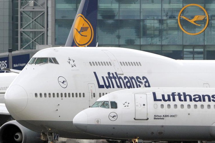 Folytatódnak a német repülőtéri sztrájkok, budapesti járatot is töröltek