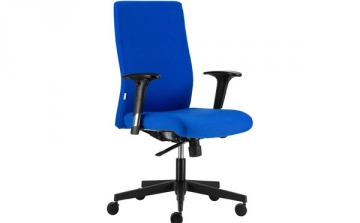 Megfelelő székkel megfelelő irodai környezet